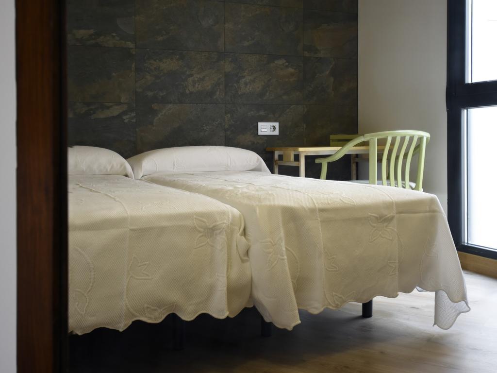 Apartamentos La Rocanda Coca Luaran gambar