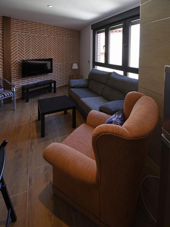 Apartamentos La Rocanda Coca Luaran gambar