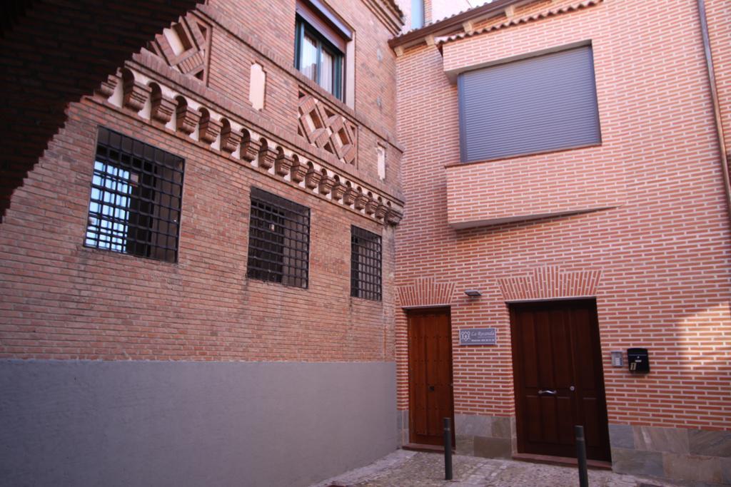 Apartamentos La Rocanda Coca Luaran gambar