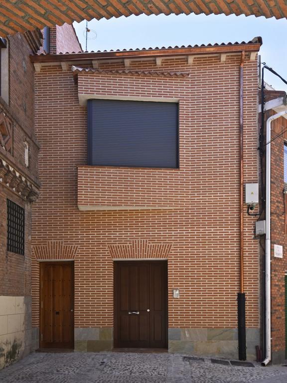 Apartamentos La Rocanda Coca Luaran gambar